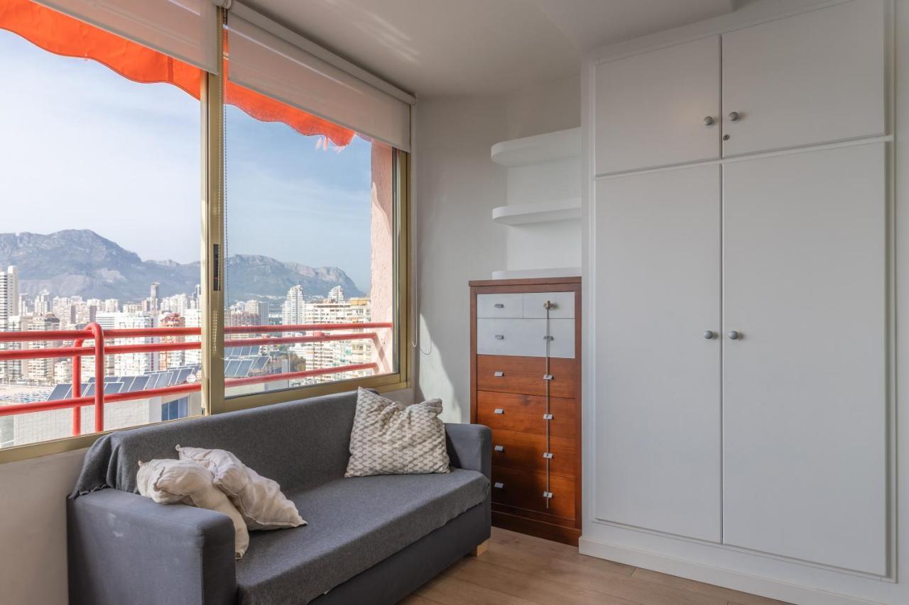 Apartamento Don Miguel 2 เบนิดอร์ม ภายนอก รูปภาพ