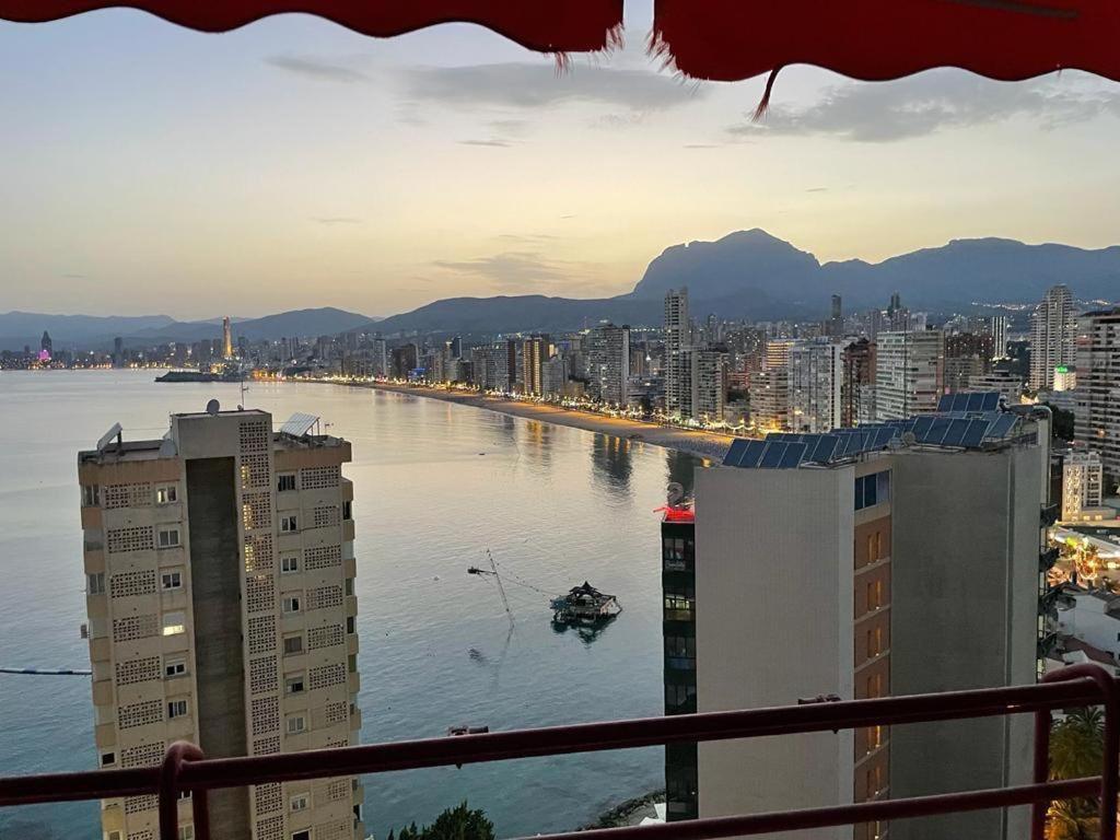 Apartamento Don Miguel 2 เบนิดอร์ม ภายนอก รูปภาพ
